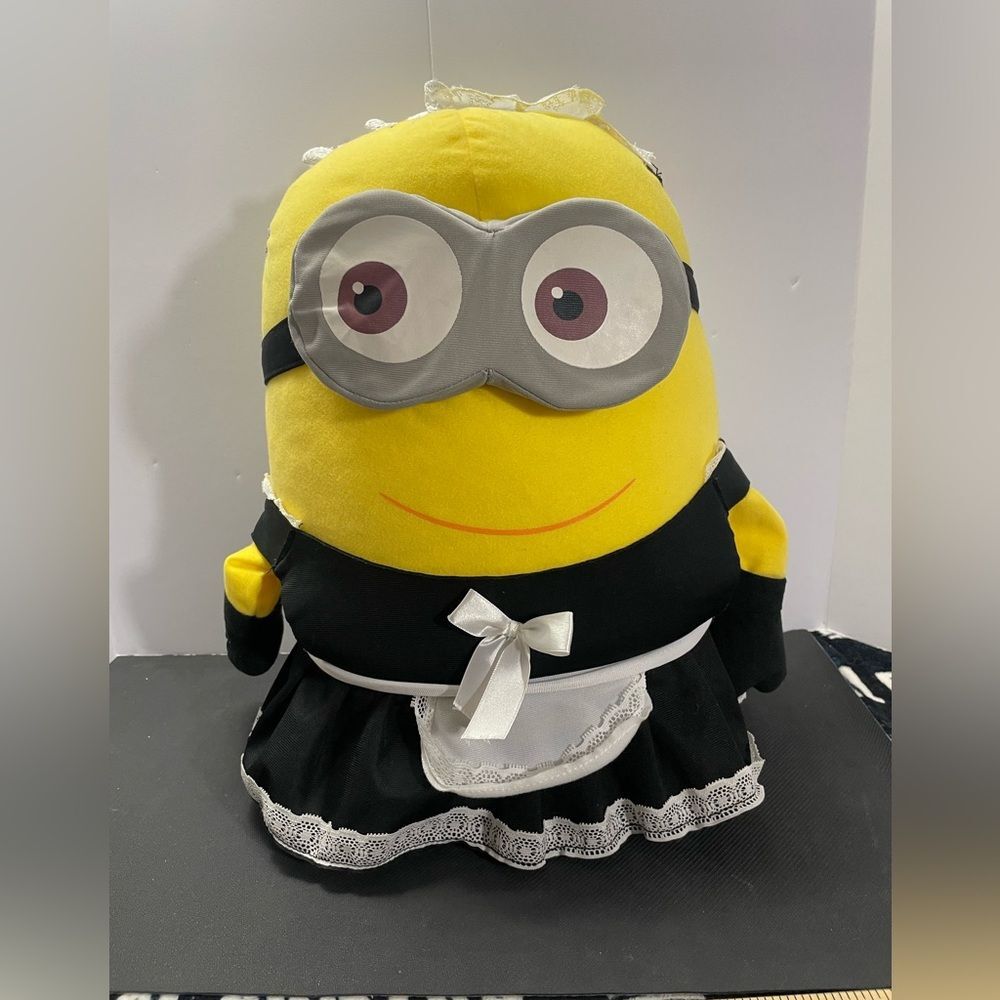 Despicable Me Minion Plush in Maid Outfit 18” Tall Toy Factory